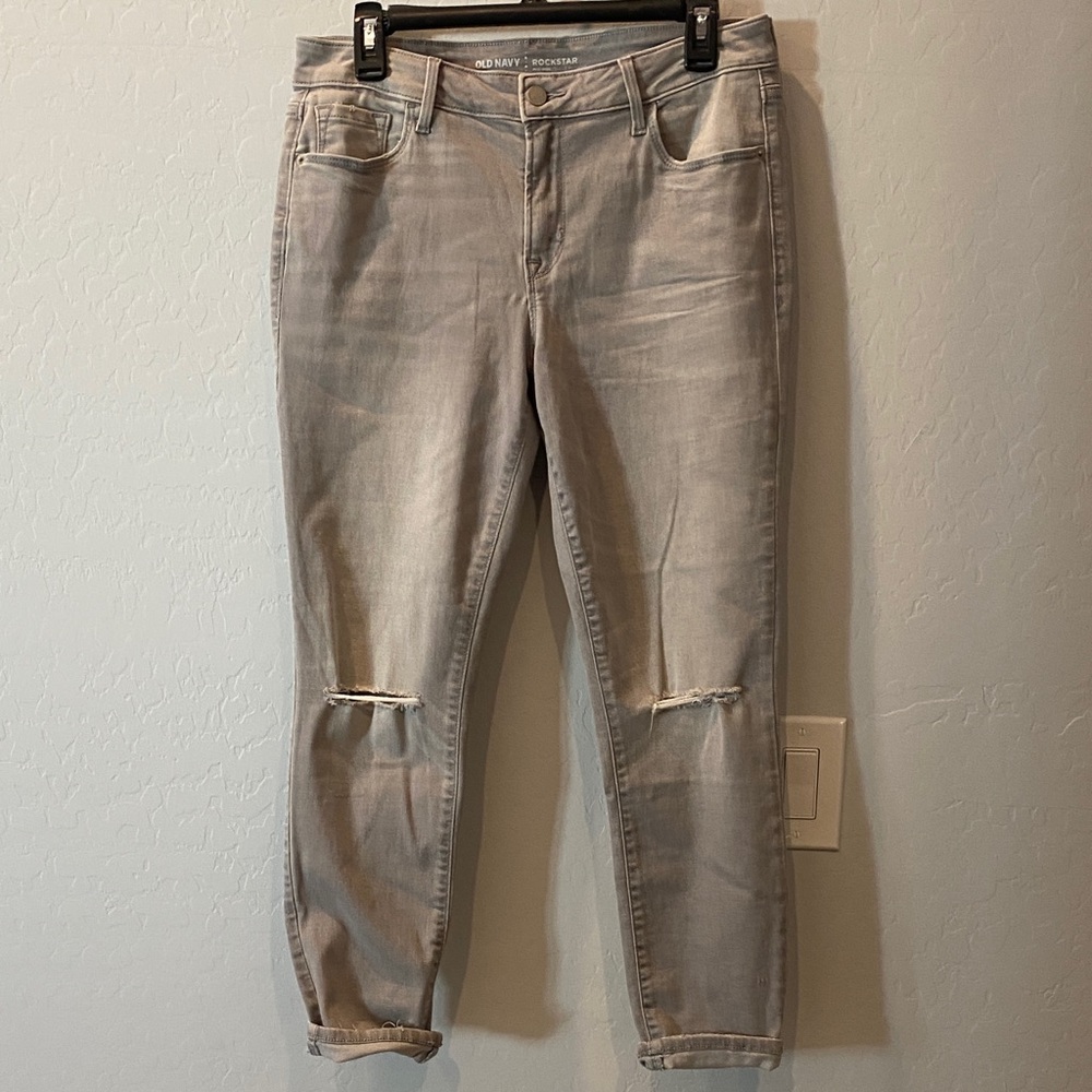 Old Navy Women's Light Gray Cropped Jeans